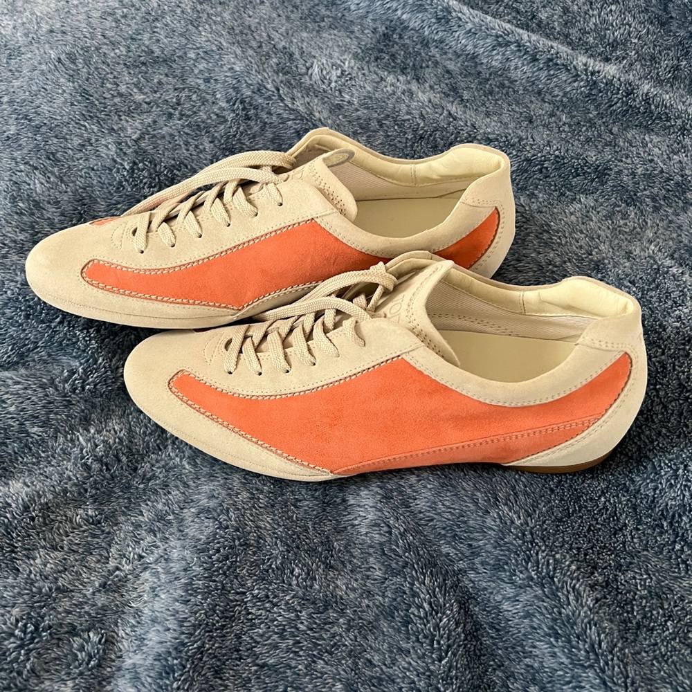 Tod’s Suede Leather Sneakers Beige Coral Lace-Up Italy Size 40 - Picture 2 of 4